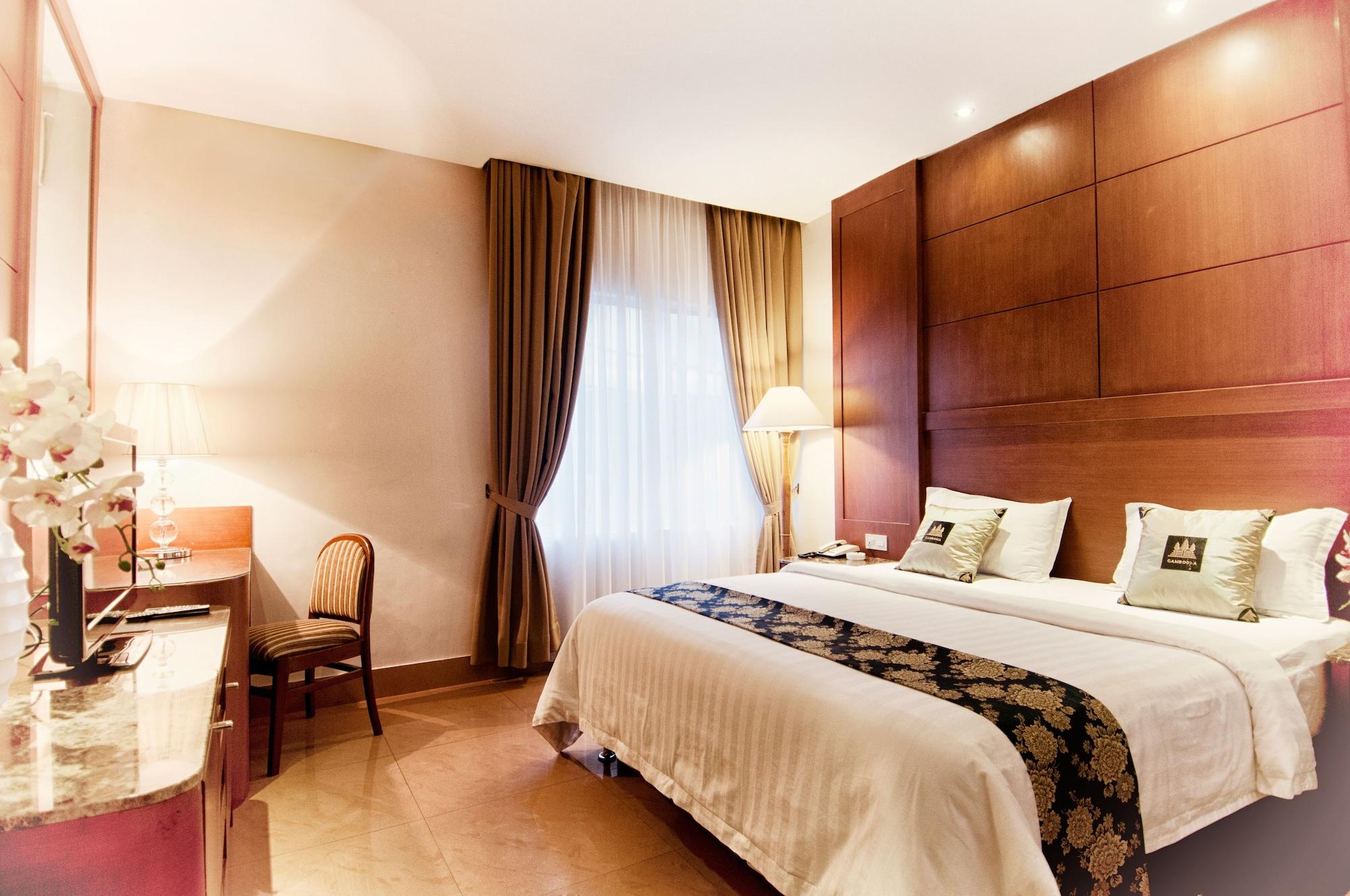Grand Sakura Hotel Medan Extérieur photo