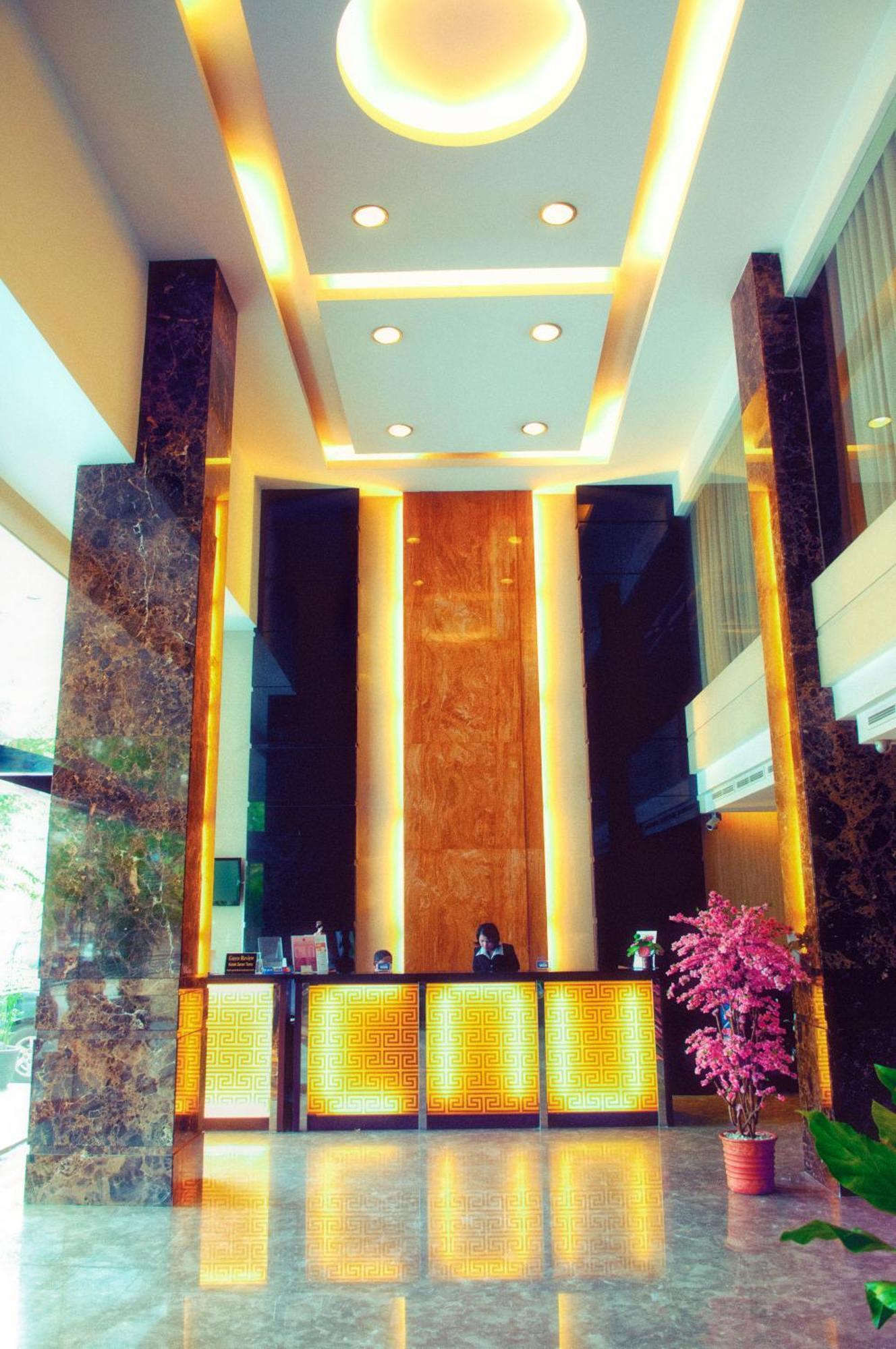 Grand Sakura Hotel Medan Extérieur photo